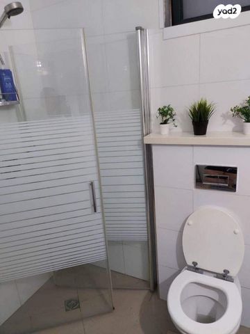 יחידת דיור, וסילי קנדינסקי 7, גבעת טל, קרית אתא