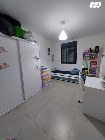 גג/ פנטהאוז, הרב אבא אבוחצירה, שדרות בפארק, שדרות