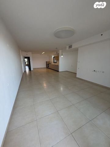 דירה, אהוד מנור, עיר ימים, נתניה