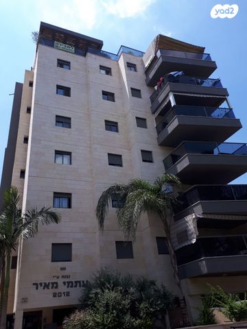 גג/ פנטהאוז, הרב מיימון 14, מחנה יהודה, פתח תקווה