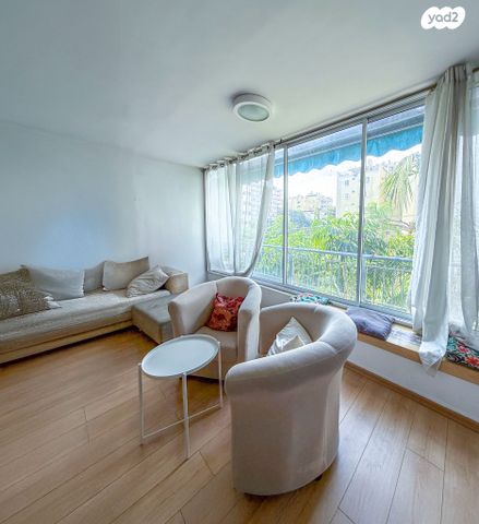 דירה, הדר, רמת השרון