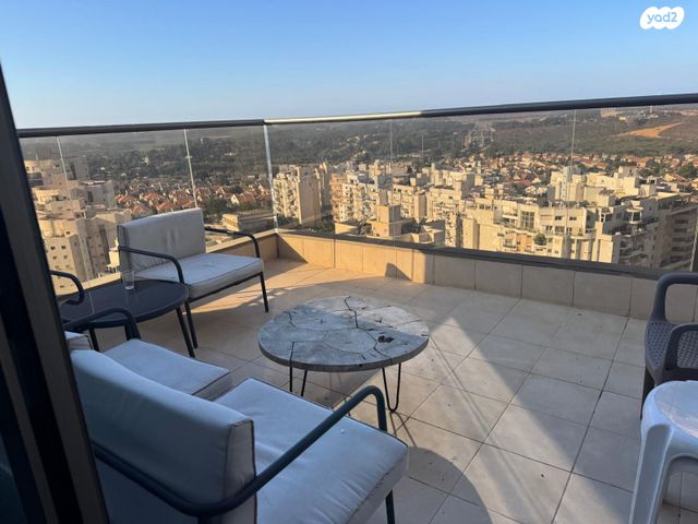 דירה, אהוד מנור, עיר ימים, נתניה