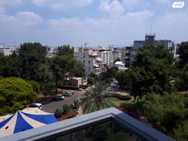 גג/ פנטהאוז, הרב מיימון 14, מחנה יהודה, פתח תקווה