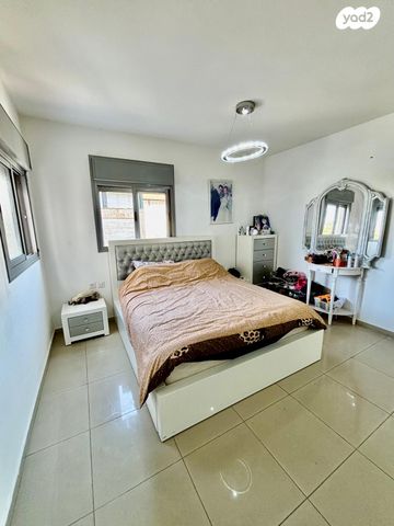 דירה, הרב צבי יהודה 5, באבוב, בת ים