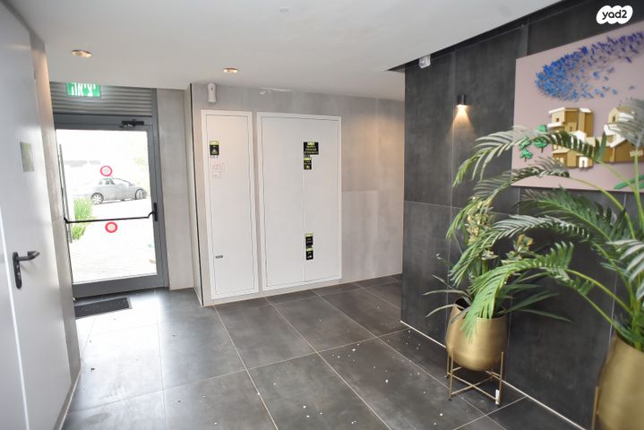 דירת גן, גדרה מזרח, גדרה