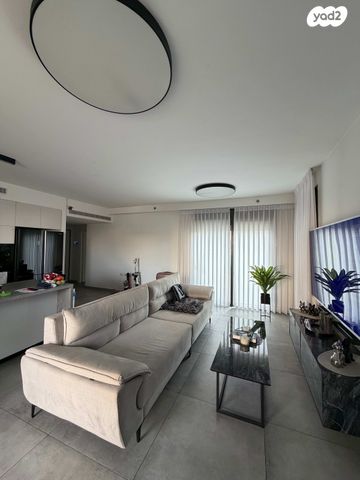 דירה, דרך משה דיין, כפיר, נווה כפיר, תל אביב יפו