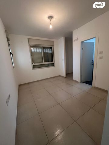 דירה, אפרים שריר 3, גבעת אוסישקין, נהריה