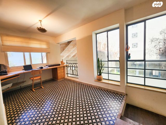 בית פרטי/ קוטג', מנוף