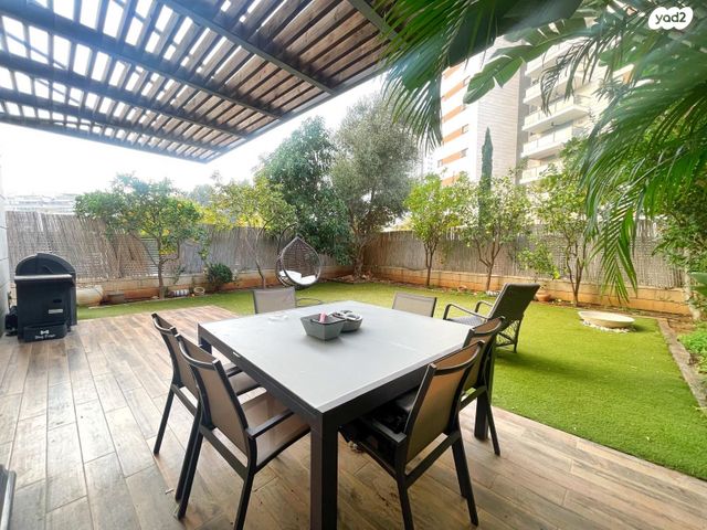 דירת גן, העוגן, נאות רבין, יבנה