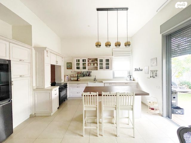 דירת גן, העוגן, נאות רבין, יבנה