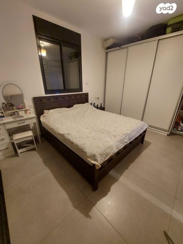 גג/ פנטהאוז, הרב אבא אבוחצירה, שדרות בפארק, שדרות