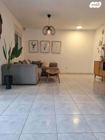 דירה, קשת, לב המושבה, נס ציונה