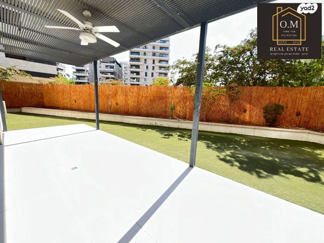 יהודה עמיחי 