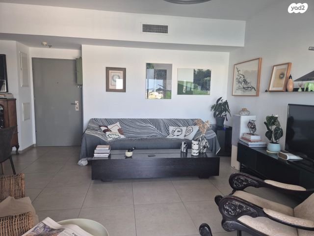 שדרות ירושלים 