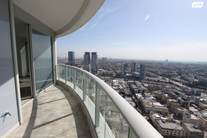 דירה, גרציאני יצחק, גני שרונה, קרית הממשלה, תל אביב יפו