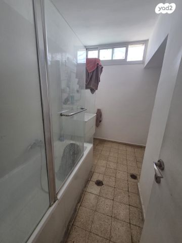 דירה, הגדוד העברי, קרית ויצמן, רעננה