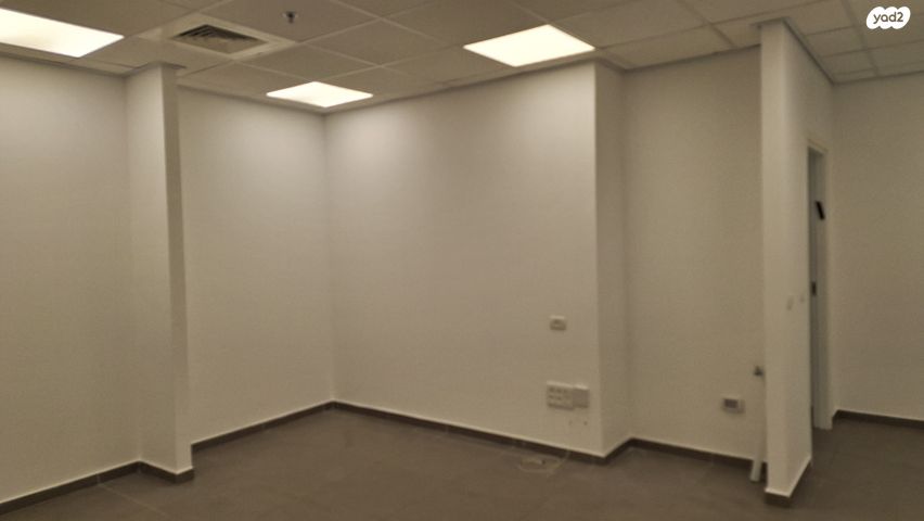 משרדים, הברזל, תל אביב יפו