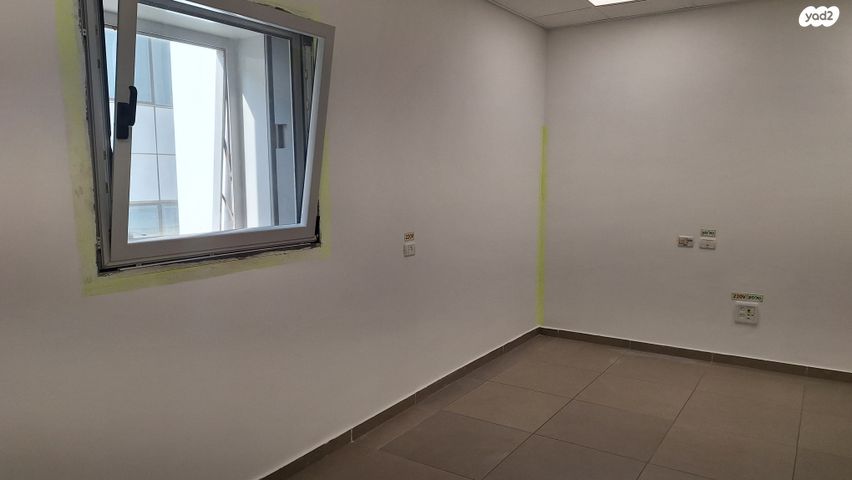 משרדים, הברזל, תל אביב יפו