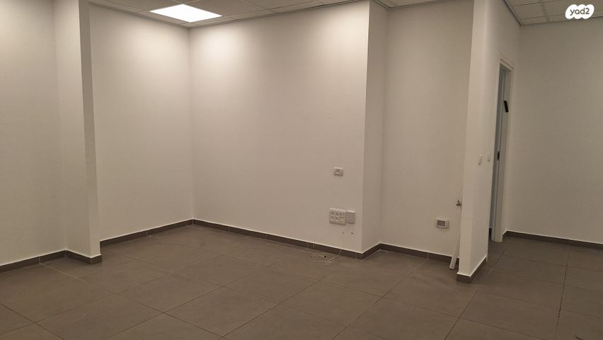 משרדים, הברזל, תל אביב יפו