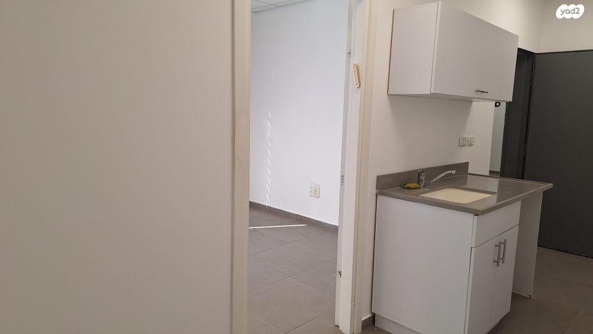 משרדים, הברזל, תל אביב יפו