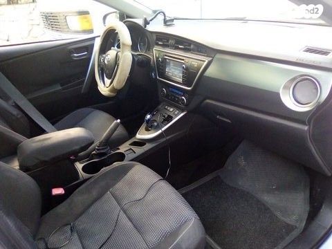 טויוטה אוריס