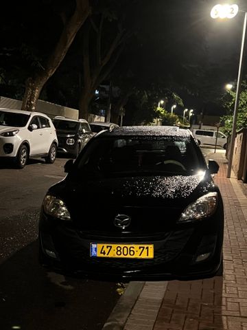 מודעת רכב מאזדה 3