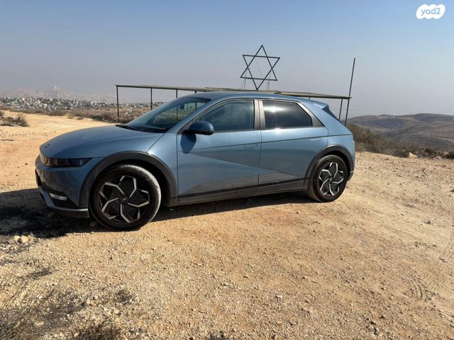 יונדאי איוניק 5