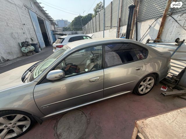 מודעת רכב סובארו B4/לגאסי