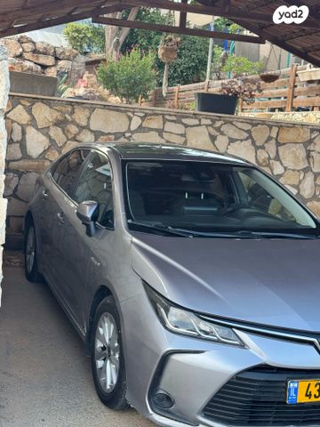 מודעת רכב טויוטה קורולה