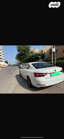 מודעת רכב סקודה סופרב