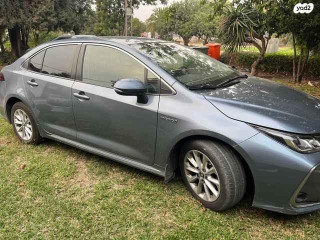 טויוטה קורולה