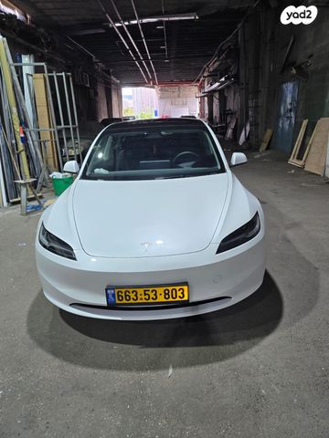 טסלה מודל 3