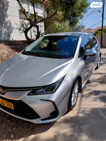 מודעת רכב טויוטה קורולה
