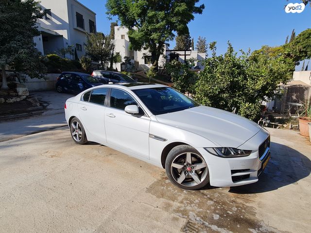 מודעת רכב יגואר XE