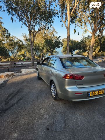 מיצובישי לנסר