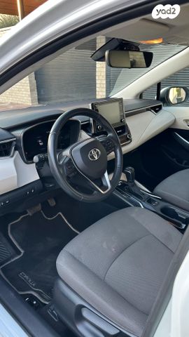 טויוטה קורולה