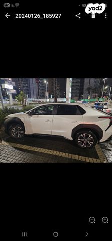 מודעת רכב טויוטה bZ4X