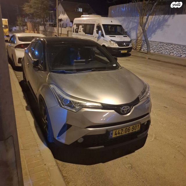 טויוטה C-HR
