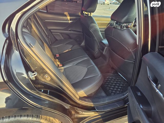 טויוטה קאמרי