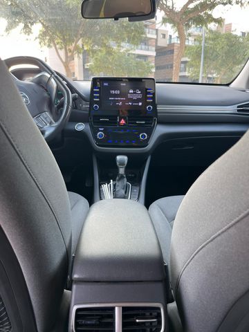 יונדאי איוניק