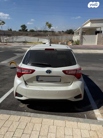 מודעת רכב טויוטה יאריס