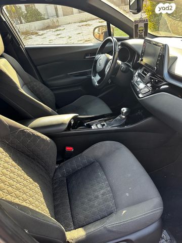 טויוטה C-HR