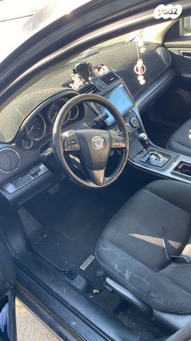 מודעת רכב מאזדה 6