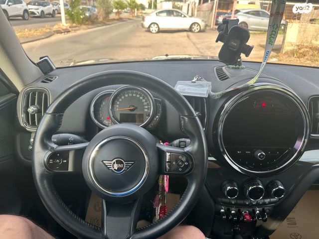 מודעת רכב מיני קאנטרימן