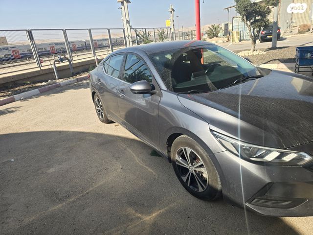 ניסאן סנטרה