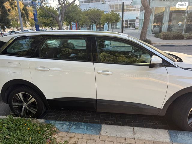 מודעת רכב פיג'ו 5008