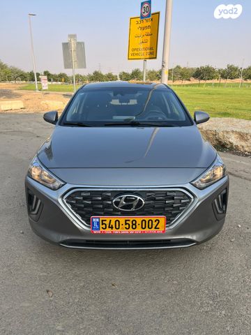 יונדאי איוניק