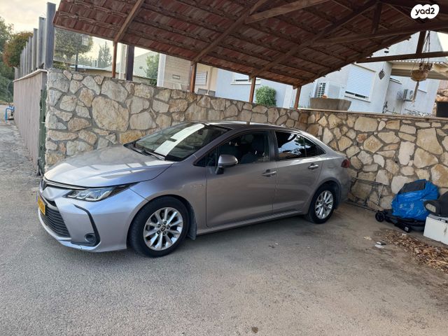 טויוטה קורולה