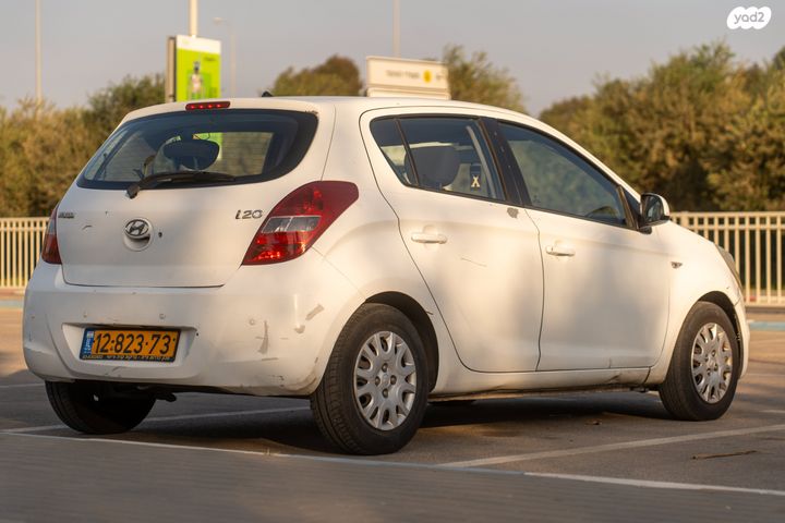 יונדאי i20