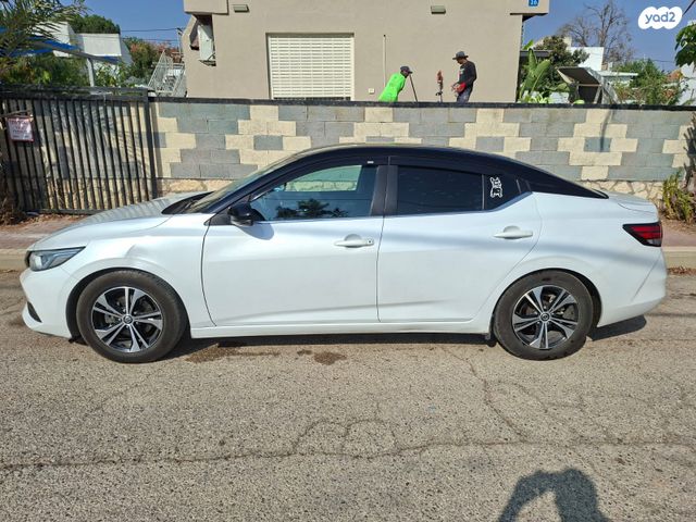 ניסאן סנטרה